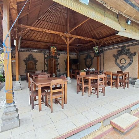 Adus Beach Inn Legian Εξωτερικό φωτογραφία