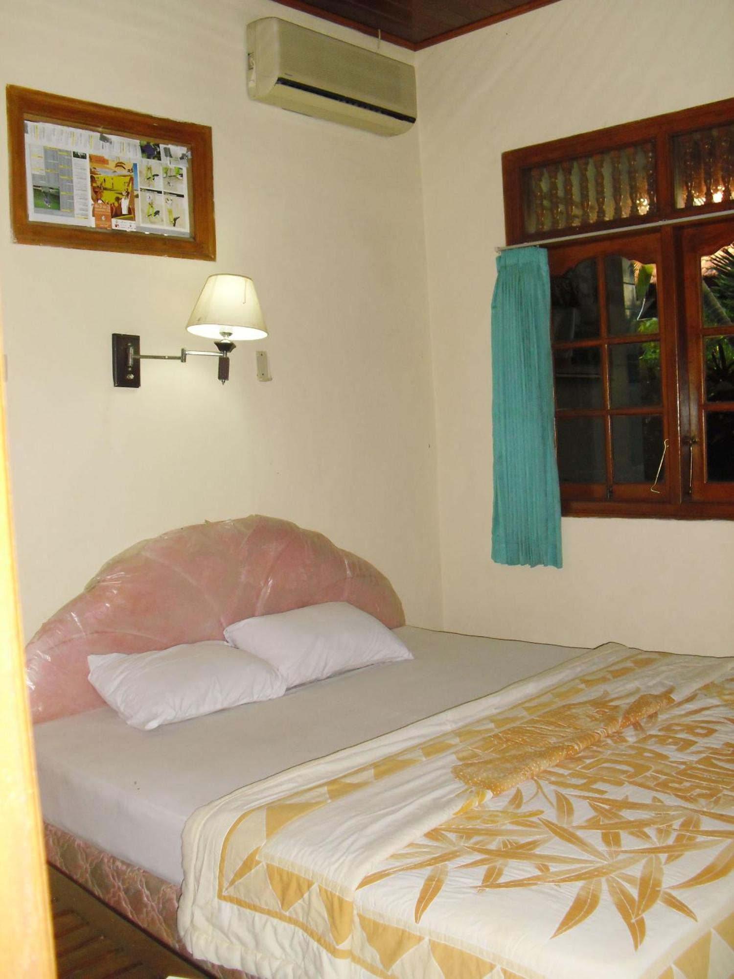 Adus Beach Inn Legian Εξωτερικό φωτογραφία