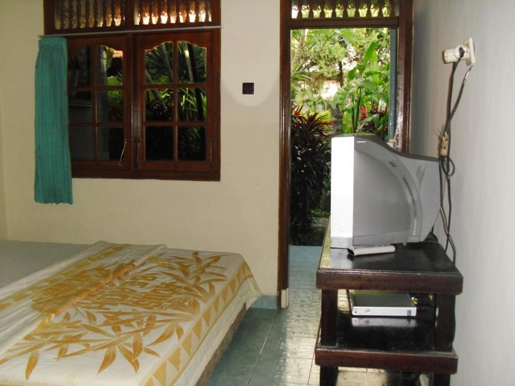 Adus Beach Inn Legian Δωμάτιο φωτογραφία